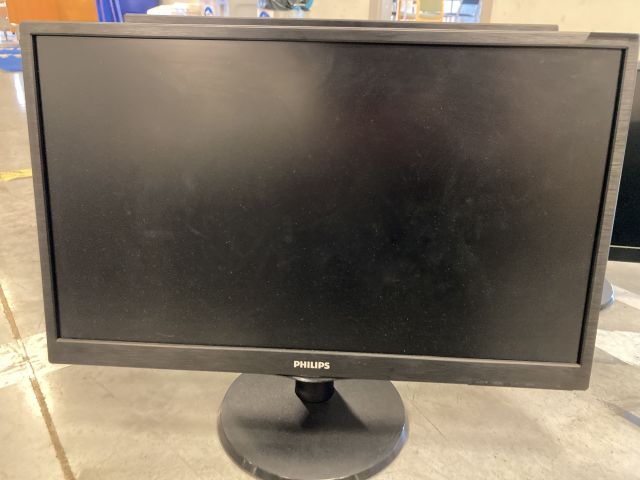 798600-5 Computer screen Philips 22-24 ", 6 pcs