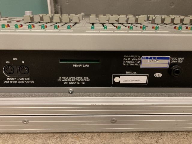 802265-6 Zero88 Lightmaster XLS Light Control Table