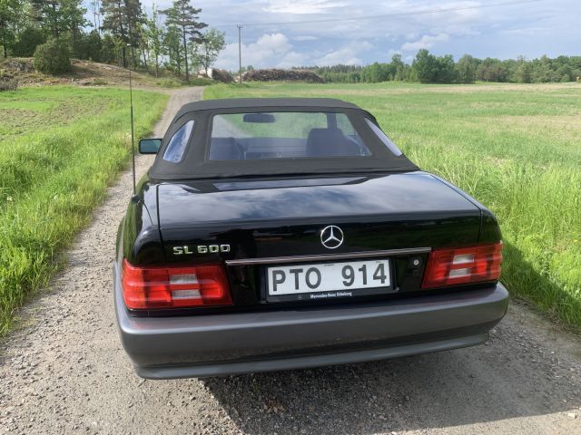 806334-12 Mercedes-Benz SL600 V12 Cabriolet -92