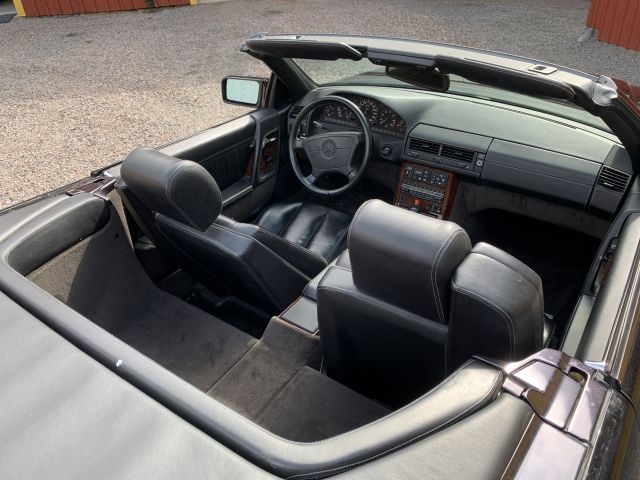 806334-20 Mercedes-Benz SL600 V12 Cabriolet -92