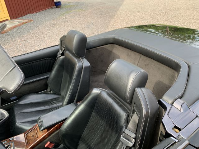 806334-29 Mercedes-Benz SL600 V12 Cabriolet -92