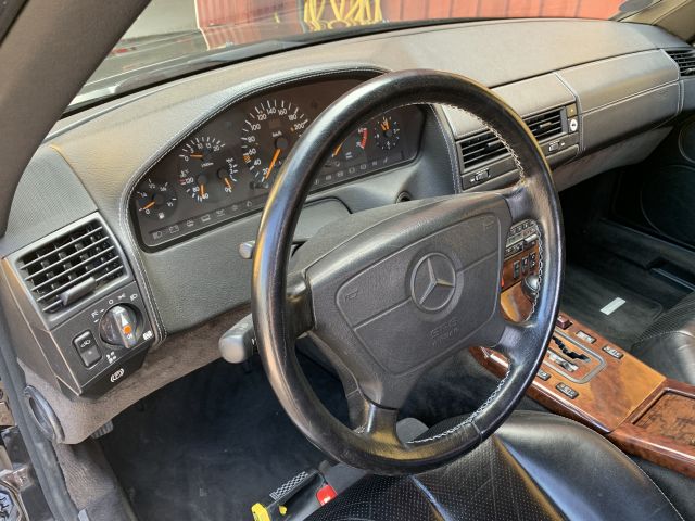 806334-35 Mercedes-Benz SL600 V12 Cabriolet -92