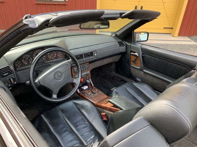 806334-36 Mercedes-Benz SL600 V12 Cabriolet -92