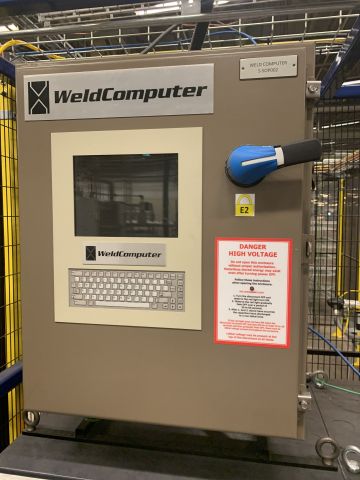 798614-10 Industrial robot and turntable Yaskawa -2018 with spot welding Obara