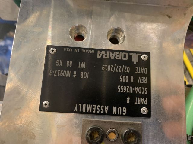 798614-21 Industrial robot and turntable Yaskawa -2018 with spot welding Obara