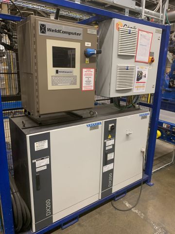 798616-7 Industrial robot and turntable Yaskawa -2018 with spot welding Obara