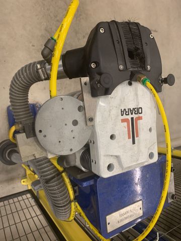 798616-27 Industrial robot and turntable Yaskawa -2018 with spot welding Obara