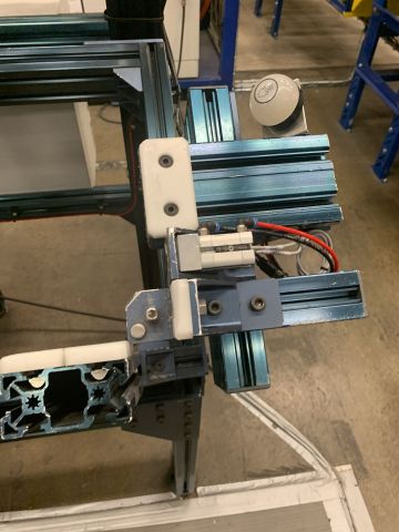 798621-13 Assembly bench with Atlas Copco torque wrench