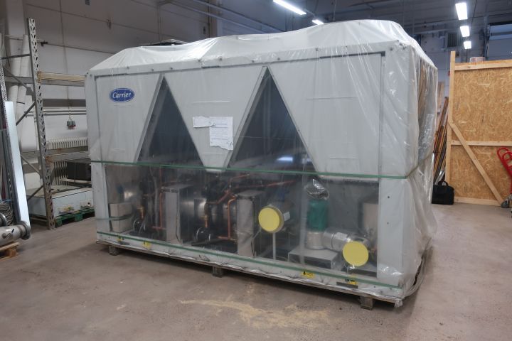 793055-3 Air-cooled cooling unit - Carrier AquaForce 30XA