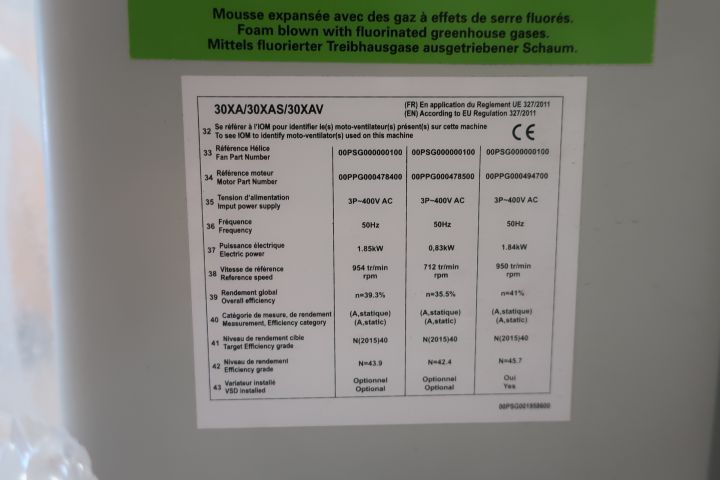 793055-11 Air-cooled cooling unit - Carrier AquaForce 30XA