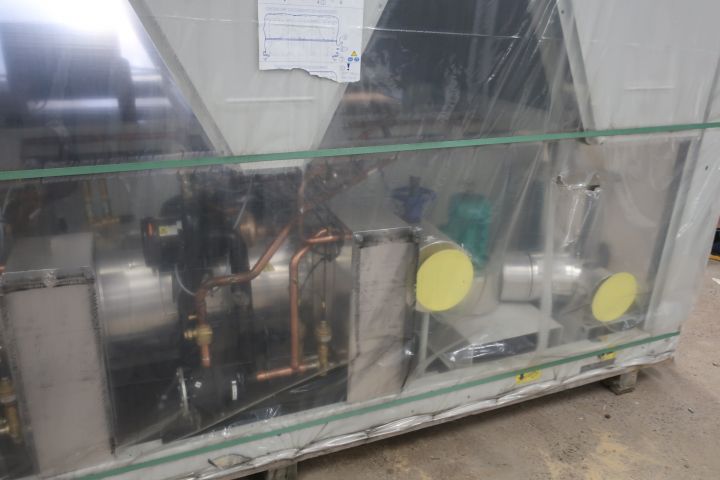 793055-13 Air-cooled cooling unit - Carrier AquaForce 30XA