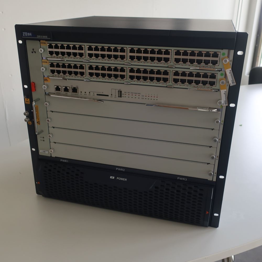 Switch, ZTE ZXR10 8905E 96port