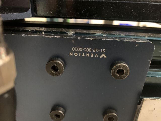 798639-3 Mounting station with Atlas Copco torque tractor