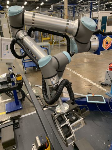 798641-4 Optical inspection station Universal Robots