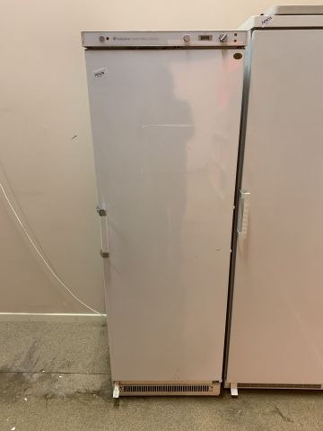 747670-2 Husqvarna Freezer 60x60x180 cm approx