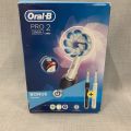806831-2 2-pack electric toothbrushes Oral-B Pro 2 2900 DUO
