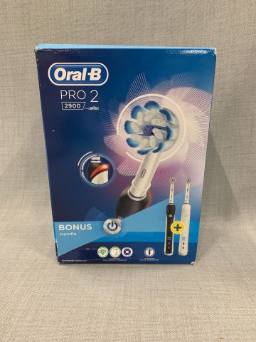 806831-2 2-pack electric toothbrushes Oral-B Pro 2 2900 DUO