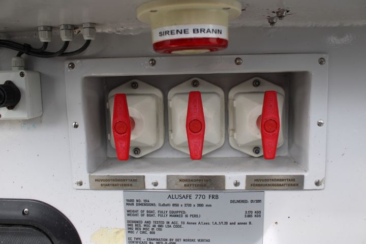 759067-51 Ribboat Alusafe 770 -2011 8.2 meters 435HP