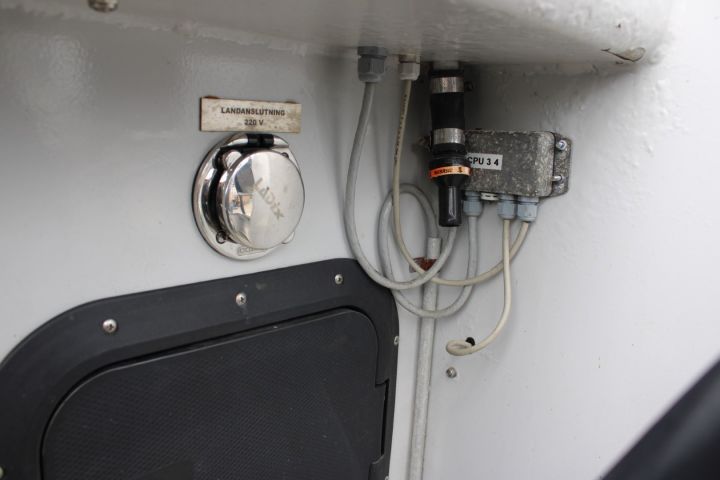 759067-53 Ribboat Alusafe 770 -2011 8.2 meters 435HP