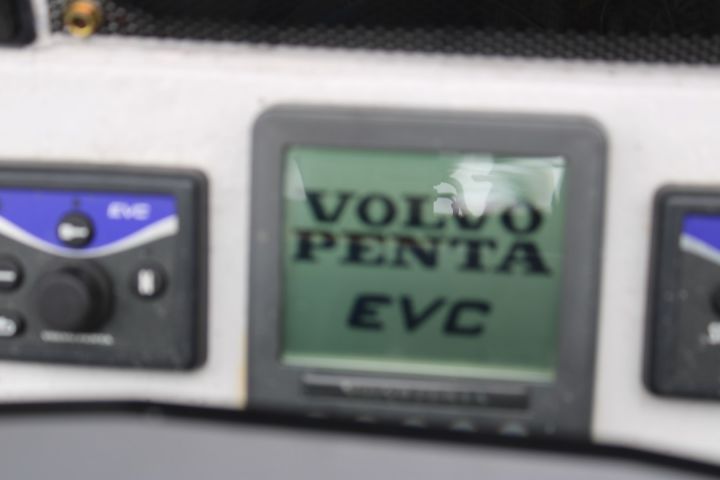 759067-68 Ribboat Alusafe 770 -2011 8.2 meters 435HP