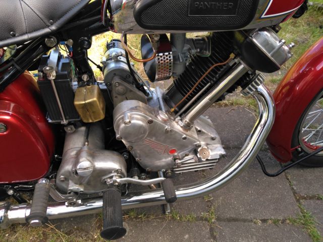 807473-5 Panther 100 600 cc -1952