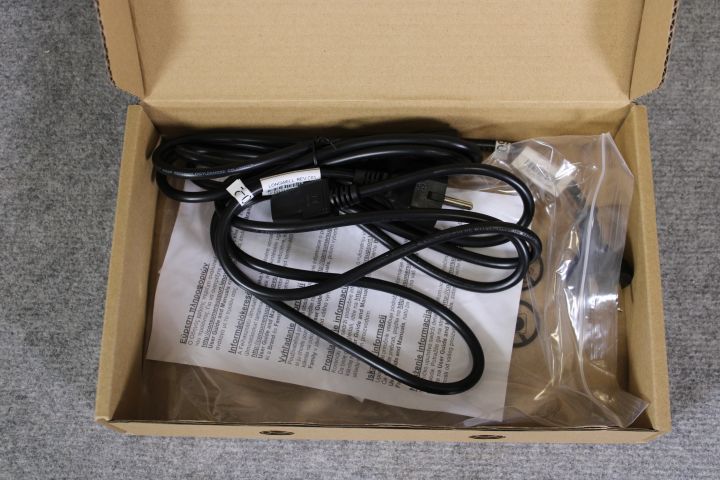 746463-14 Computer - Lenovo Legion - T530-28ICB