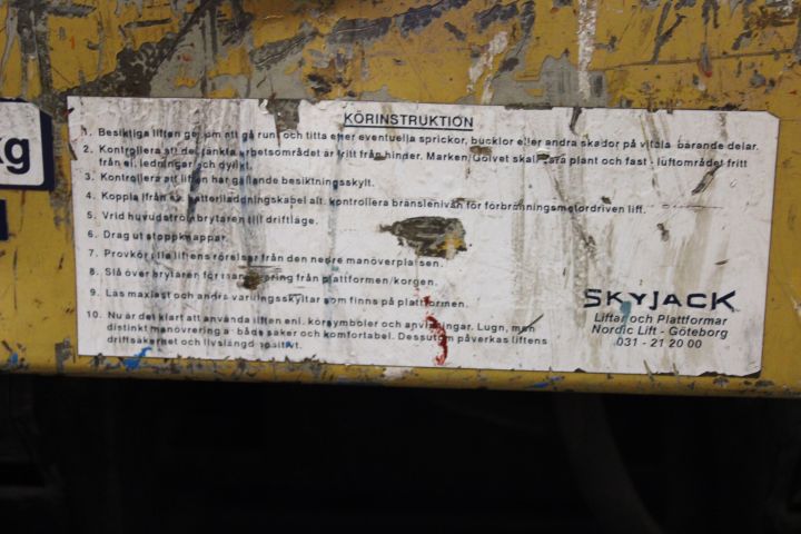 763838-5 Electric scissor lift Grove SM2129E / 49S 195cm lift