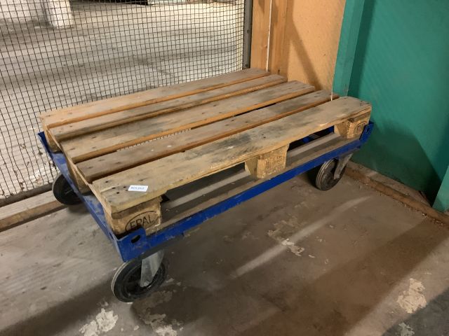 805352-2 Material trolley for pallets 84x123 cm