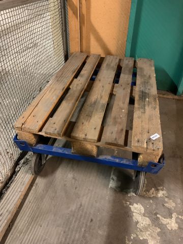 805352-4 Material trolley for pallets 84x123 cm