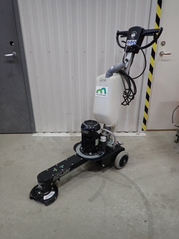 755674-1 Kantslip HTC 130