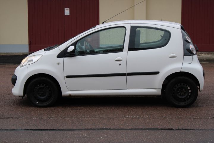 807042-8 Citroen C1 1.0I SX -2007 (67 hp 266730km)