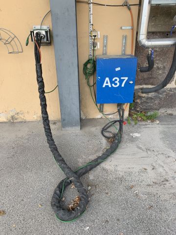 805410-1 Bus ramp / service station # A37