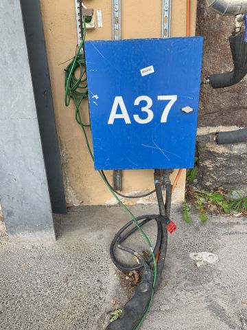 805410-4 Bus ramp / service station # A37