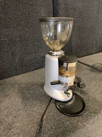 807723-2 Expobar coffee grinder HC600. Tested, works