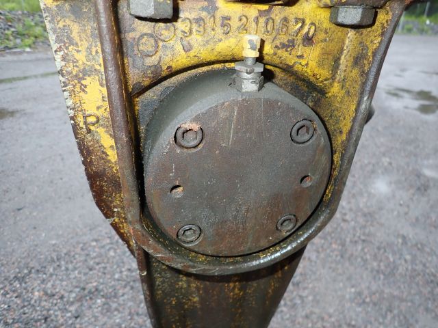 755785-17 Demolition robot Brokk 90