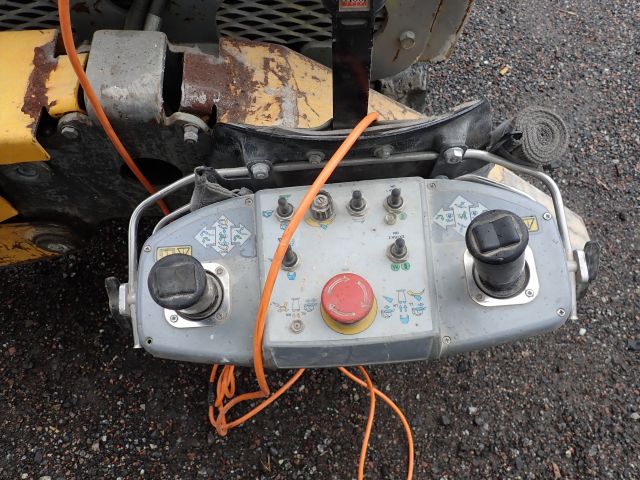 755785-53 Demolition robot Brokk 90