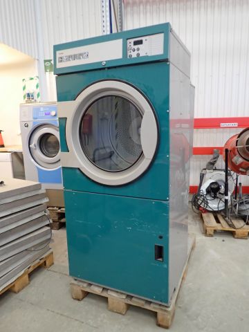 755774-1 Torktumlare för industri ELECTROLUX T3250
