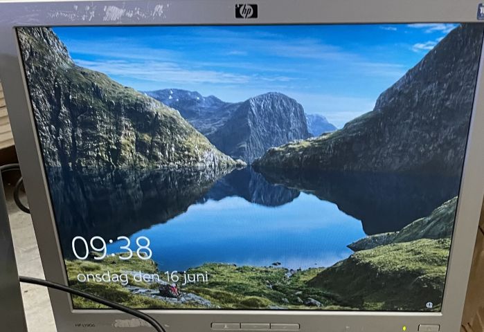 769180-3 Dell optiplex 780, 4GB Ram, 30GB SSD windows 10