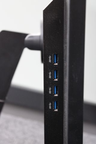 794208-7 Lenovo Thinkcentre, Lenovo computer monitor and keyboard