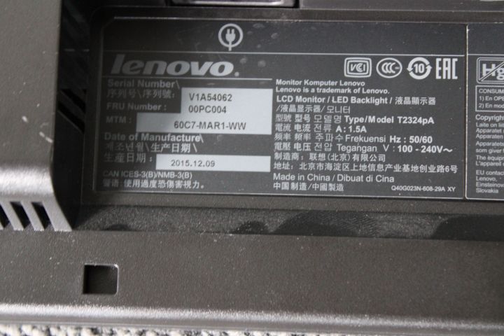 794208-8 Lenovo Thinkcentre, Lenovo computer monitor and keyboard