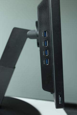 794211-3 Computer monitor - Lenovo T2224pD