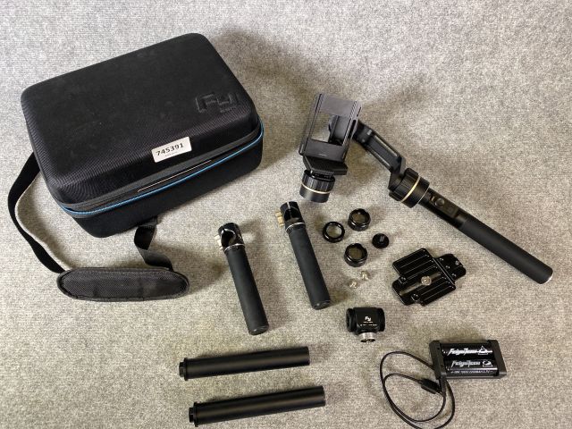 745391-2 Gimbal, 3-axis stabilizer - Feiyutech MG v2