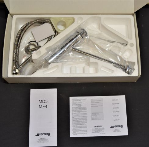 678536-4 Mixer in chrome Smeg MF4