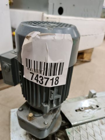 810542-18 Nissen Spinning wrap machine 1500 Automatic