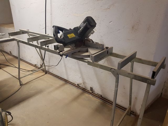 810541-3 ELU chainsaw PS 274 with table Type A2 1200 w