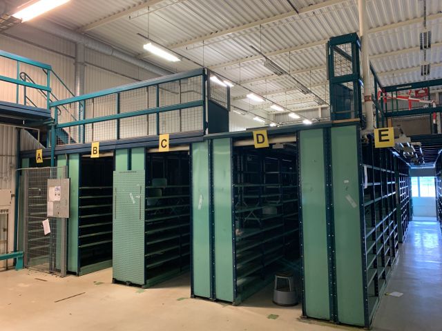 805512-1 Entresolplan med tillhörande lagerhyllsystem