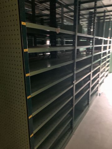 805512-9 Entresolplan med tillhörande lagerhyllsystem