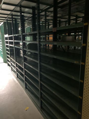 805512-8 Entresolplan med tillhörande lagerhyllsystem