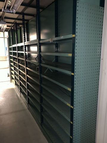 805512-16 Entresolplan med tillhörande lagerhyllsystem