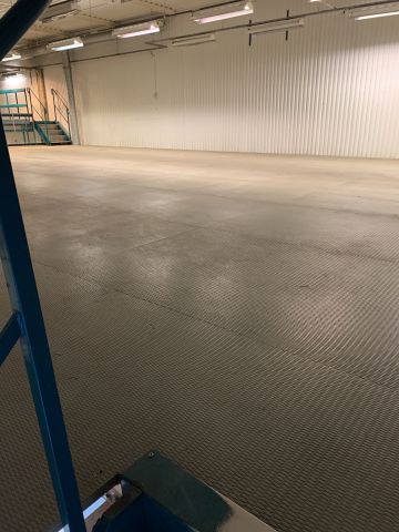 805512-29 Entresolplan med tillhörande lagerhyllsystem